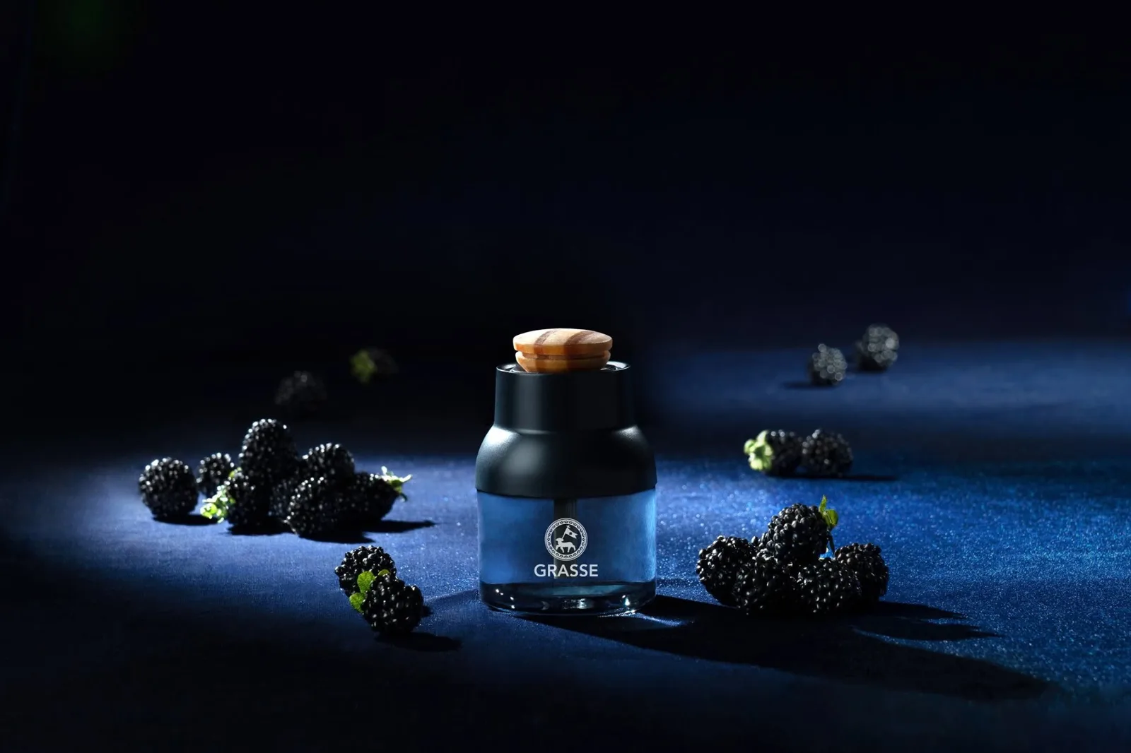 عطر كوري بلاك بيري Grasse Diffuser Blue – black berry (صورة 2)